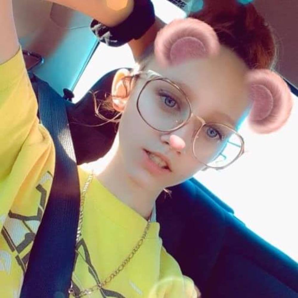 Meet your Posher, Alize